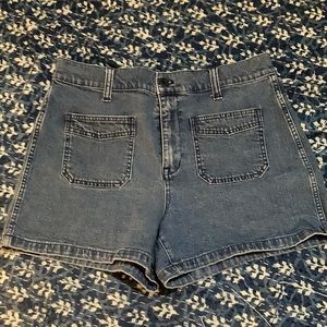 Madewell high rise patch pocket shorts